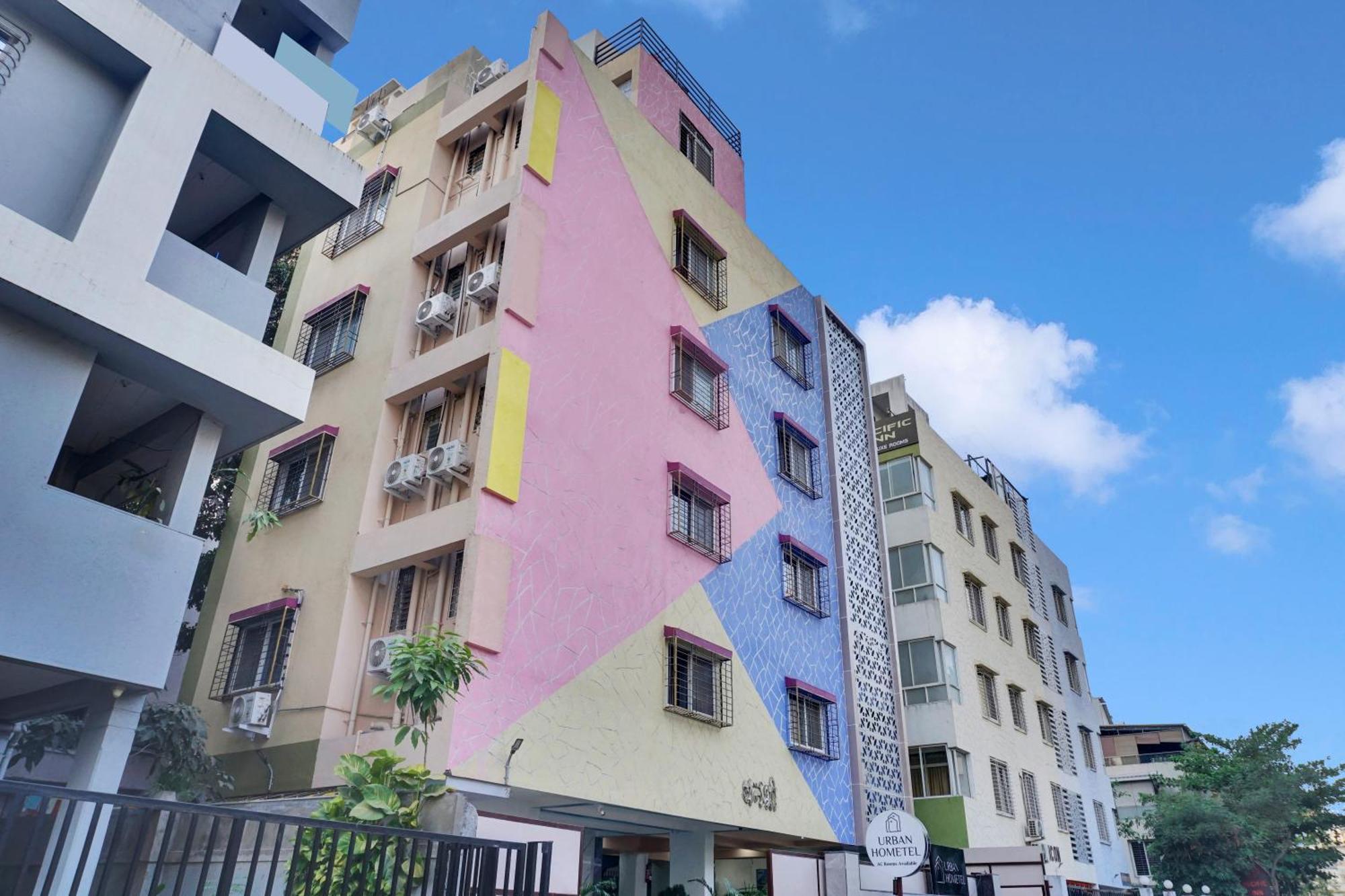 Urban Hometel Pune Ngoại thất bức ảnh